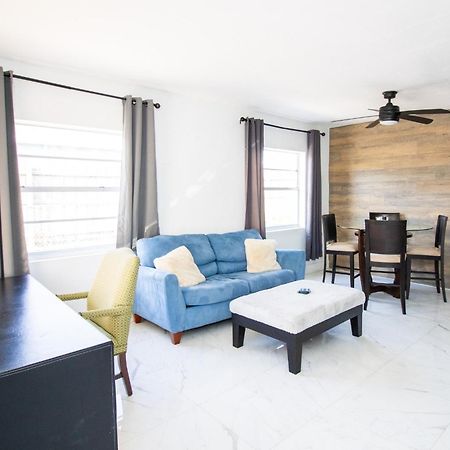 Shared Home - Close To The Beach Riviera Beach Eksteriør bilde